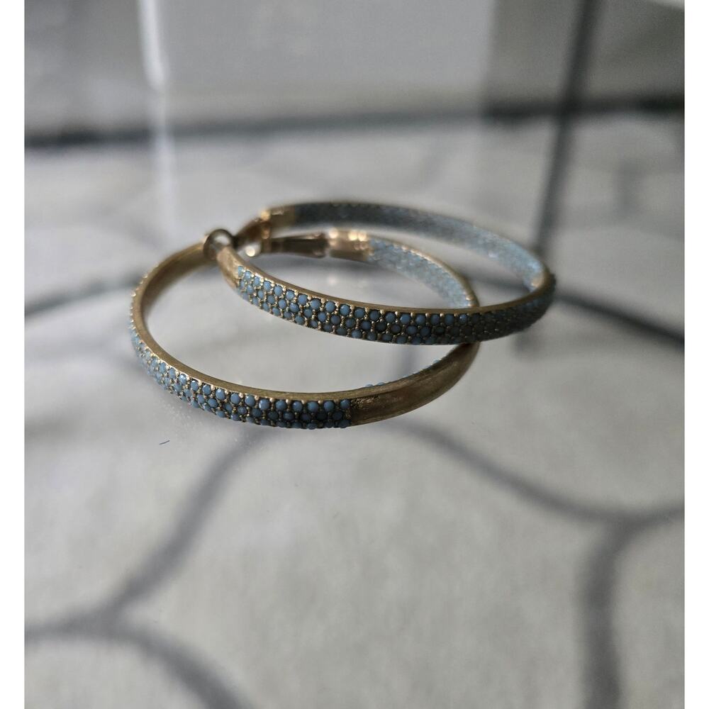 Marlyn Schiff Gold Blue Beaded Hoop Earrings New - Picture 3 of 4
